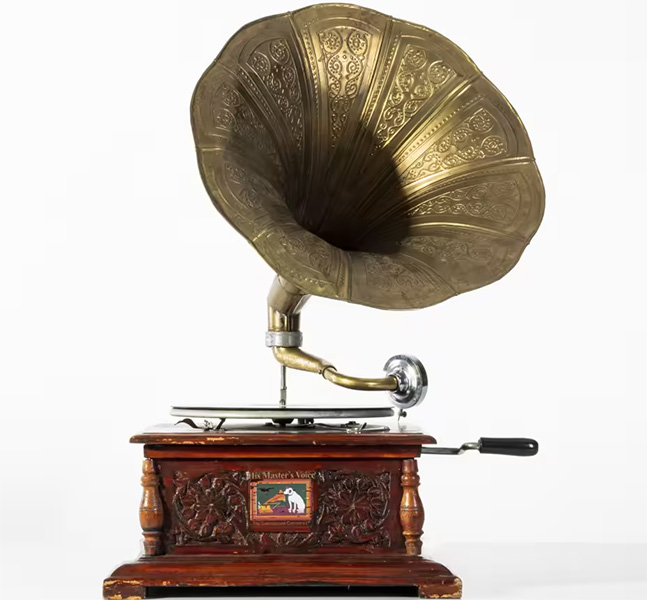 Граммофон His master's voice, Великобритания, 1900-1930 гг.