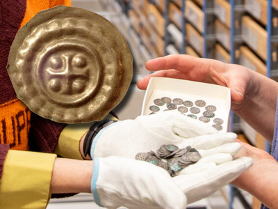 Клад серебряных монет средневековья нашли археологи: монеты 1100 года, брактеаты
