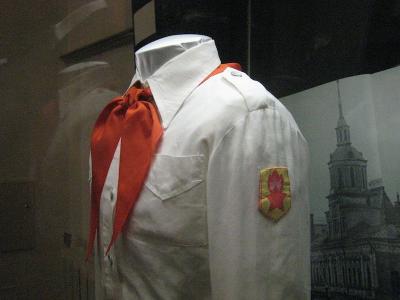 Пионерский галстук СССР: история, зажимы, как завязывать пионерский